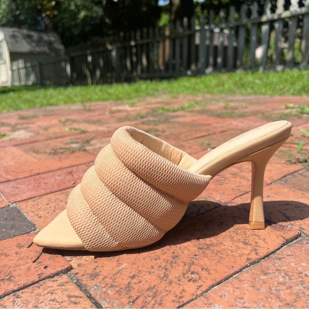 PrettyLittleThing Square-Toe Sandals - Picture 10 of 13